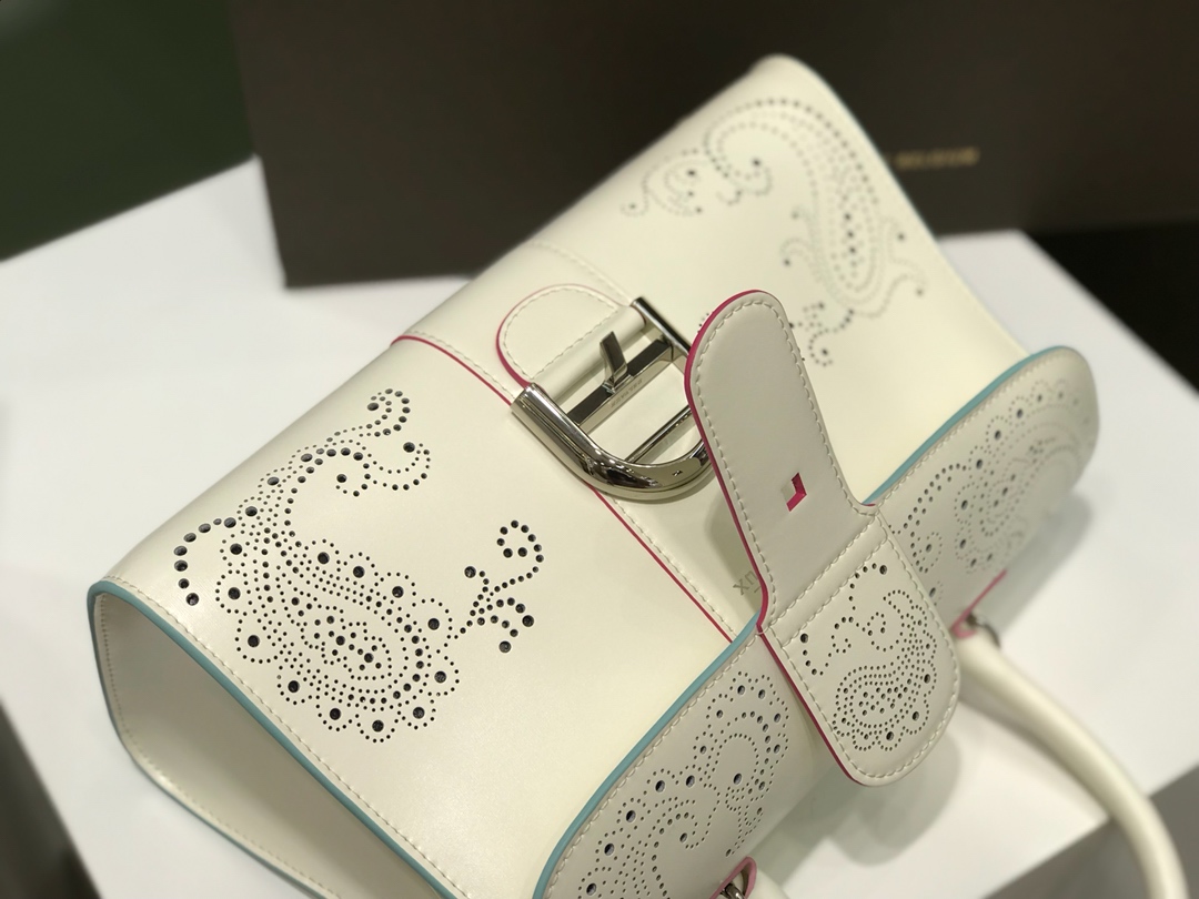 델보 브리앙 미니 캐시미어 박스백